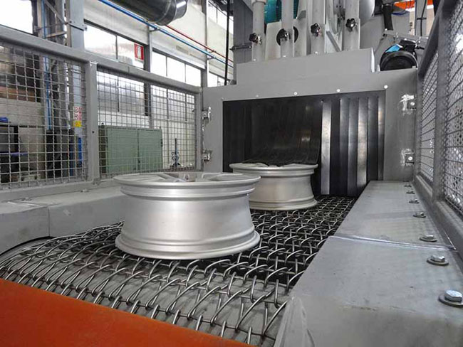 網(wǎng)帶式拋丸機(jī)使用現(xiàn)場(chǎng)圖片 網(wǎng)帶式拋丸機(jī)使用現(xiàn)場(chǎng)圖片